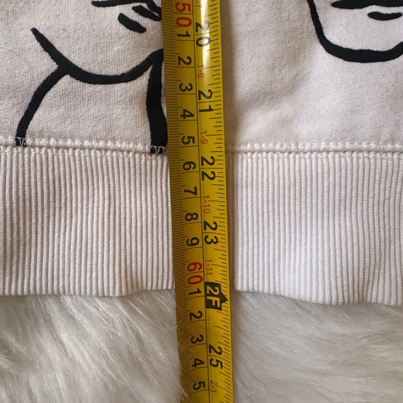 Zara Women's white and black crewneck sweatshirt crewneck faces portrait - Picture 6 of 7